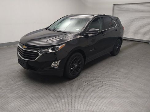 Used 2019 Chevrolet Equinox LT FWD image 2