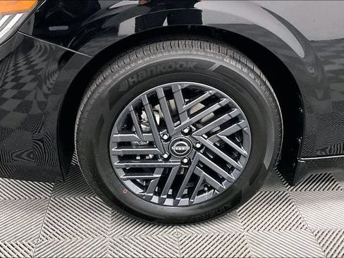 New 2027 Nissan Sentra SV w/ Floor Mat Package FWD image 12