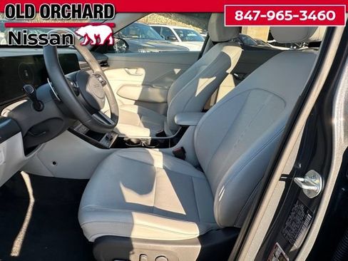 Used 2024 Hyundai Kona Limited FWD image 9