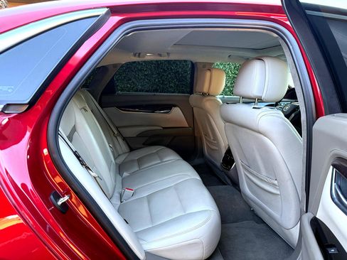 Used 2013 Cadillac XTS Platinum image 16