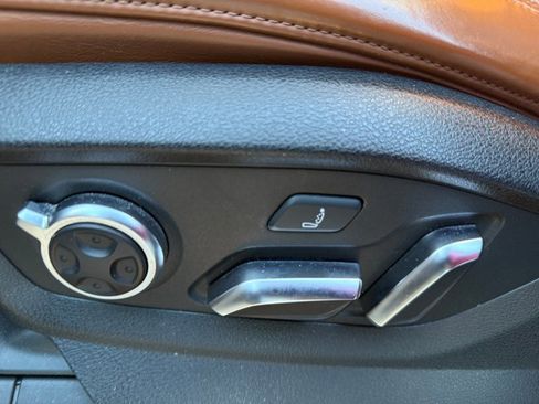 Used 2017 Audi Q7 3.0T Prestige image 21