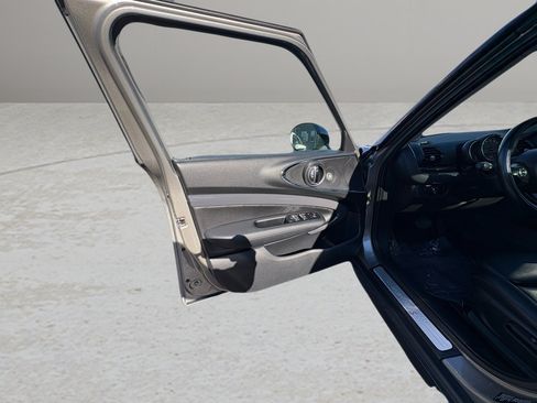 Used 2017 MINI Cooper Clubman S image 29