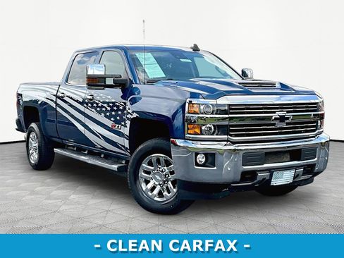 Used 2019 Chevrolet Silverado 2500 LTZ w/ Duramax Plus Package AWD/4WD image 3