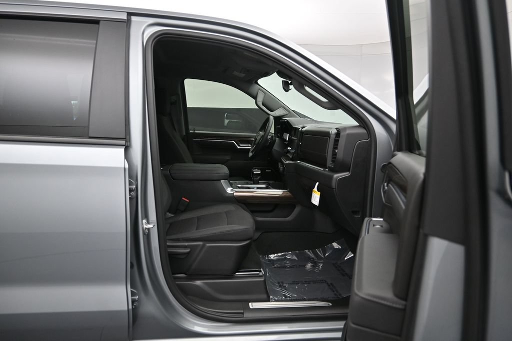 New 2026 Chevrolet Silverado 1500 RST w/ Safety Package AWD/4WD image 27