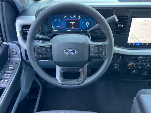 New 2026 Ford F350 XLT w/ XLT Premium Package AWD/4WD image 15