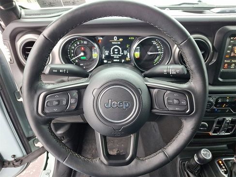 Used 2023 Jeep Wrangler Unlimited w/ Cold Weather Group image 18
