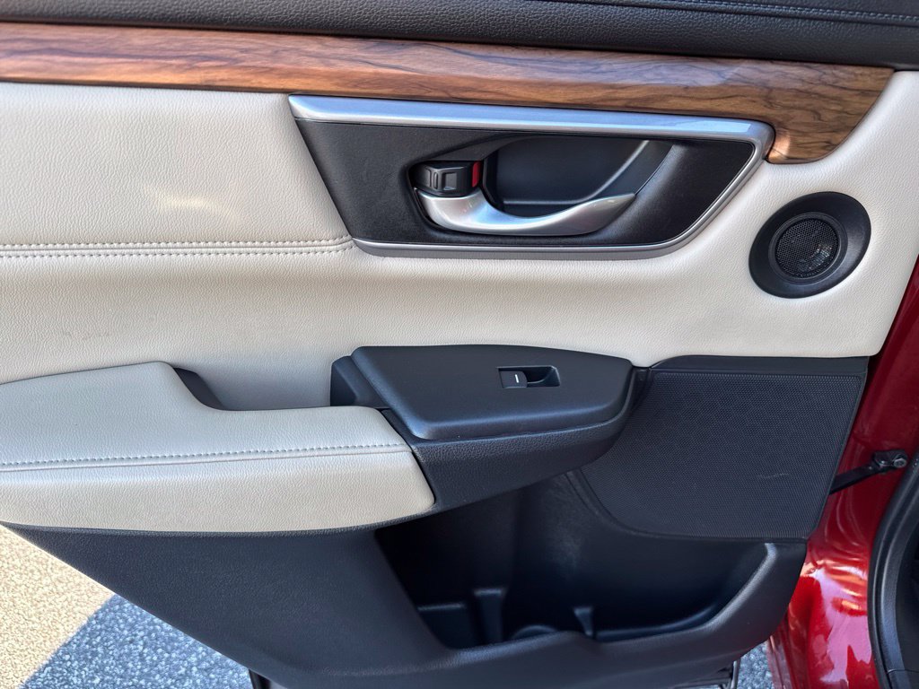 Used 2017 Honda CR-V EX-L image 12
