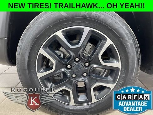 Used 2019 Jeep Compass Trailhawk w/ Cold Weather Group AWD/4WD image 7