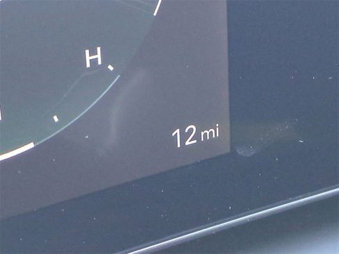 New 2026 Hyundai Tucson Limited w/ Tow & Go Package image 37