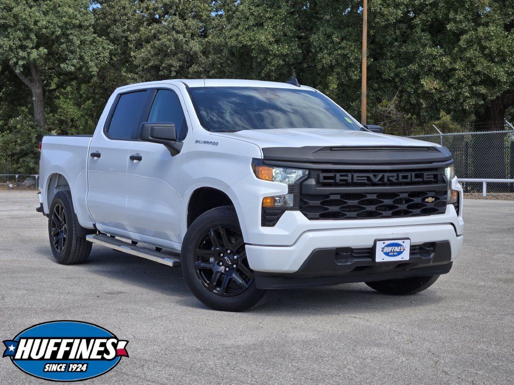 Used 2023 Chevrolet Silverado 1500 Custom RWD image 1
