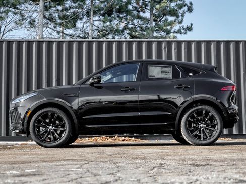 New 2024 Jaguar E-PACE R-Dynamic SE image 3