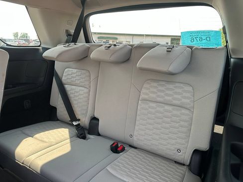 Used 2024 Nissan Pathfinder SV AWD/4WD image 24