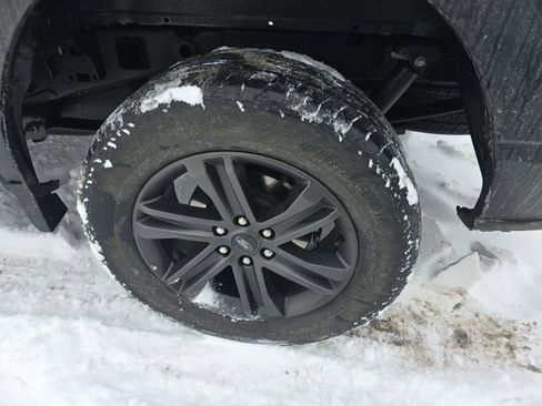 Used 2022 Ford F150 XLT w/ Equipment Group 302A High image 13