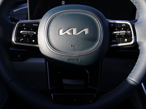 New 2026 Kia Carnival SX Prestige FWD image 32