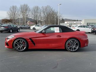 Used 2022 BMW Z4 M40i w/ Premium Package video 2
