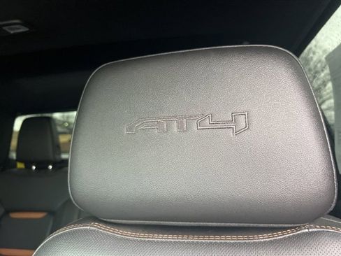 Used 2024 GMC Sierra 2500 AT4 w/ AT4 Premium Plus Package image 17