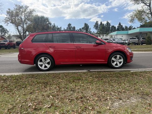 Used 2015 Volkswagen Golf TDI S image 5
