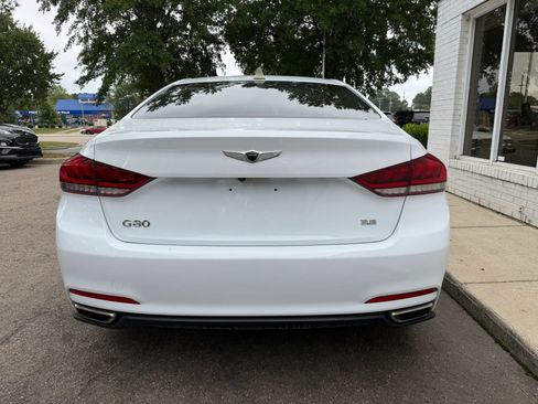 Used 2017 Genesis G80 3.8 RWD image 6