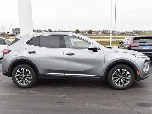 Used 2024 Buick Envision Preferred image 5