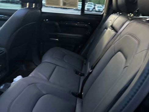 Used 2025 Land Rover Defender 110 S image 14