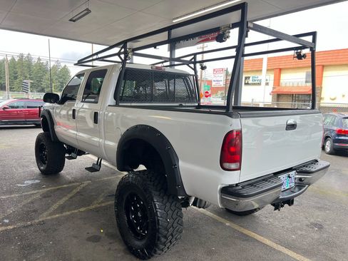 Used 2003 Ford F250 XL image 4