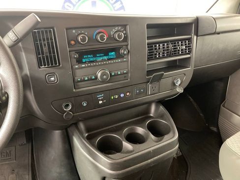 Used 2025 Chevrolet Express 3500 LT w/ LT Preferred Equipment Group RWD image 2