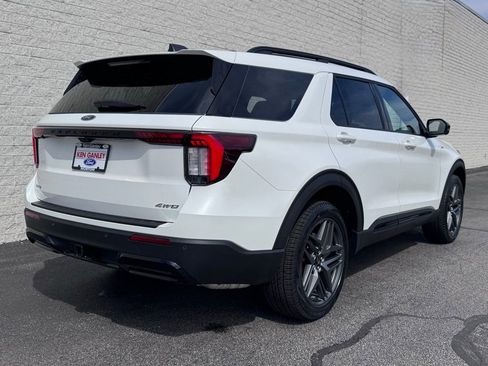 New 2026 Ford Explorer ST-Line AWD/4WD image 9