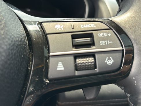 Certified 2025 Honda Pilot Elite image 29