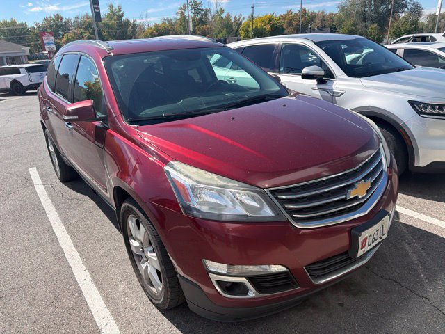 Used 2017 Chevrolet Traverse LT w/ Style and Technology Package AWD/4WD image 2