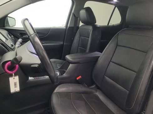 Used 2020 Chevrolet Equinox LT w/ Sport Edition FWD image 17