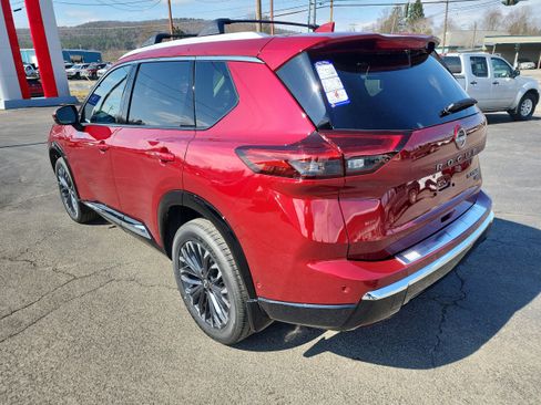 New 2026 Nissan Rogue Platinum image 6