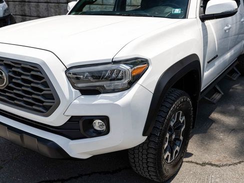Used 2021 Toyota Tacoma TRD Off-Road AWD/4WD image 33