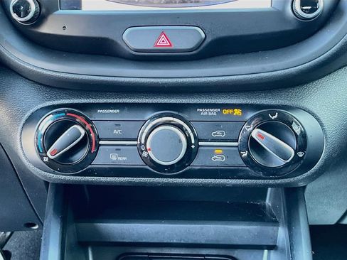 Certified 2024 Kia Soul LX w/ Option Group 015 FWD image 25