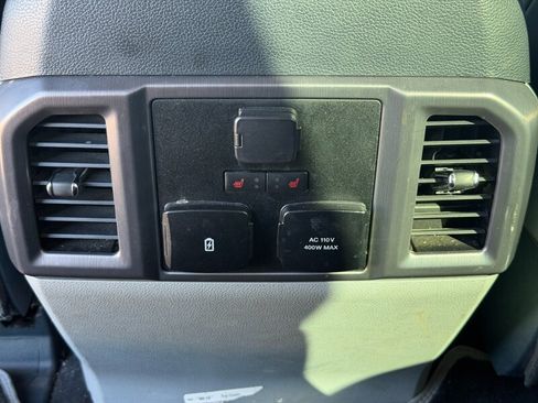 Used 2022 Ford F350 Limited AWD/4WD image 29