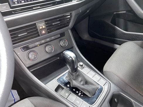 Used 2019 Volkswagen Jetta S FWD image 20