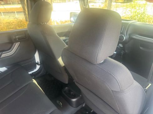 Used 2015 Jeep Wrangler Unlimited Sport w/ Quick Order Package 24S image 23