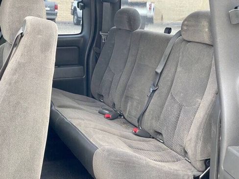 Used 2007 Chevrolet Silverado 1500 W/T RWD image 8