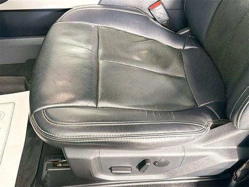 Used 2022 Ford F350 Lariat w/ Lariat Ultimate Package image 19