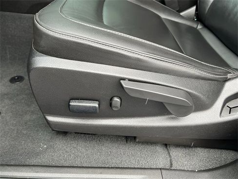 Certified 2022 Chevrolet Colorado Z71 w/ Safety Package image 14