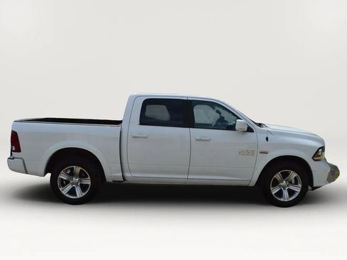 Used 2014 RAM 1500 Sport w/ Convenience Group AWD/4WD image 12