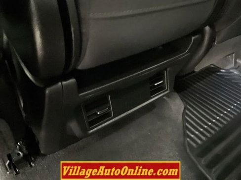 Used 2020 Chevrolet Silverado 2500 LT w/ Fleet Comfort Package image 29