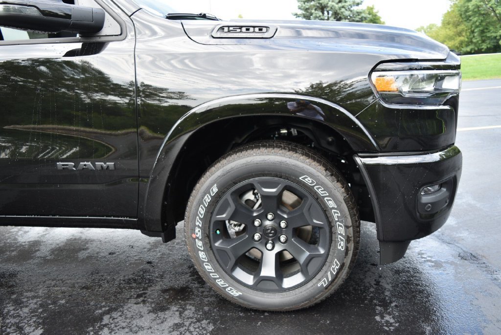 New 2026 RAM 1500 Big Horn AWD/4WD image 5