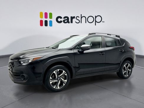 Used 2024 Subaru Crosstrek 2.0i Premium w/ Popular Package #3 AWD/4WD image 1