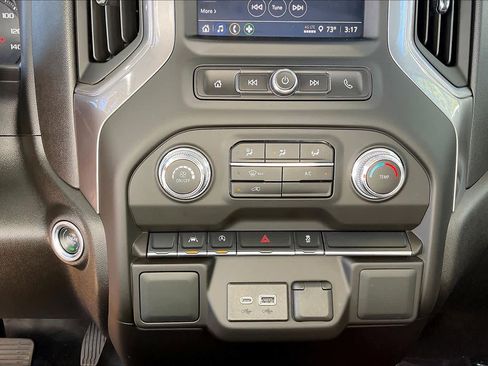 Used 2025 GMC Sierra 1500 Pro w/ Trailering Package image 30