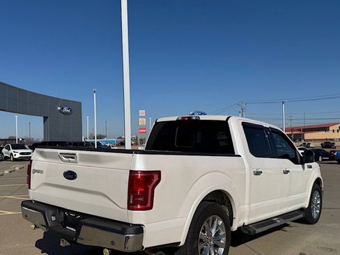 Used 2017 Ford F150 Lariat image 4