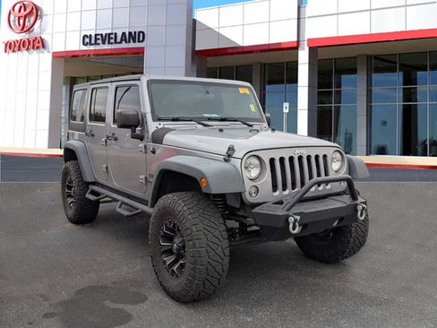 Used 2015 Jeep Wrangler Unlimited Sport image 1