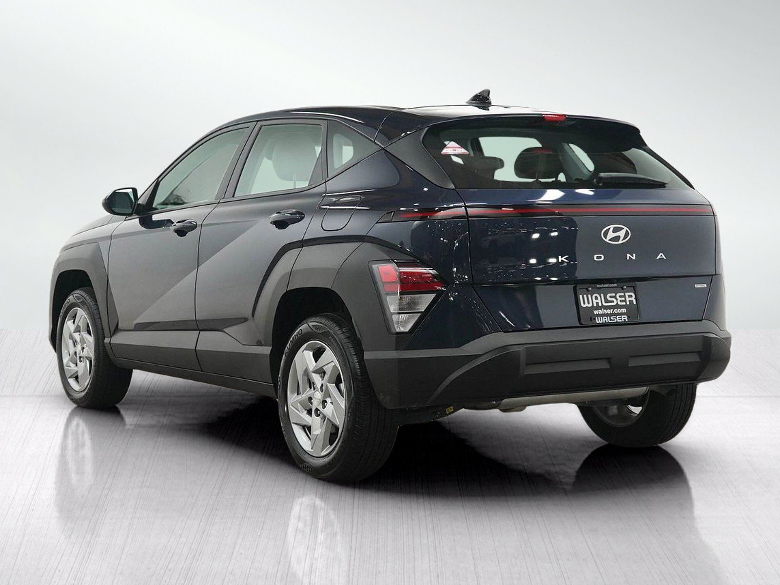 Used 2026 Hyundai Kona SE AWD/4WD image 3