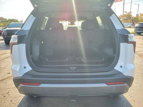 New 2026 Chevrolet Equinox LT w/ Convenience Package II image 25