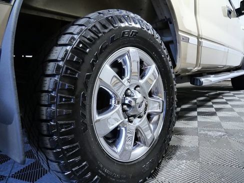 Used 2014 Ford F150 XLT w/ Equipment Group 302A Luxury AWD/4WD image 7