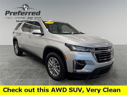 Used 2022 Chevrolet Traverse LT